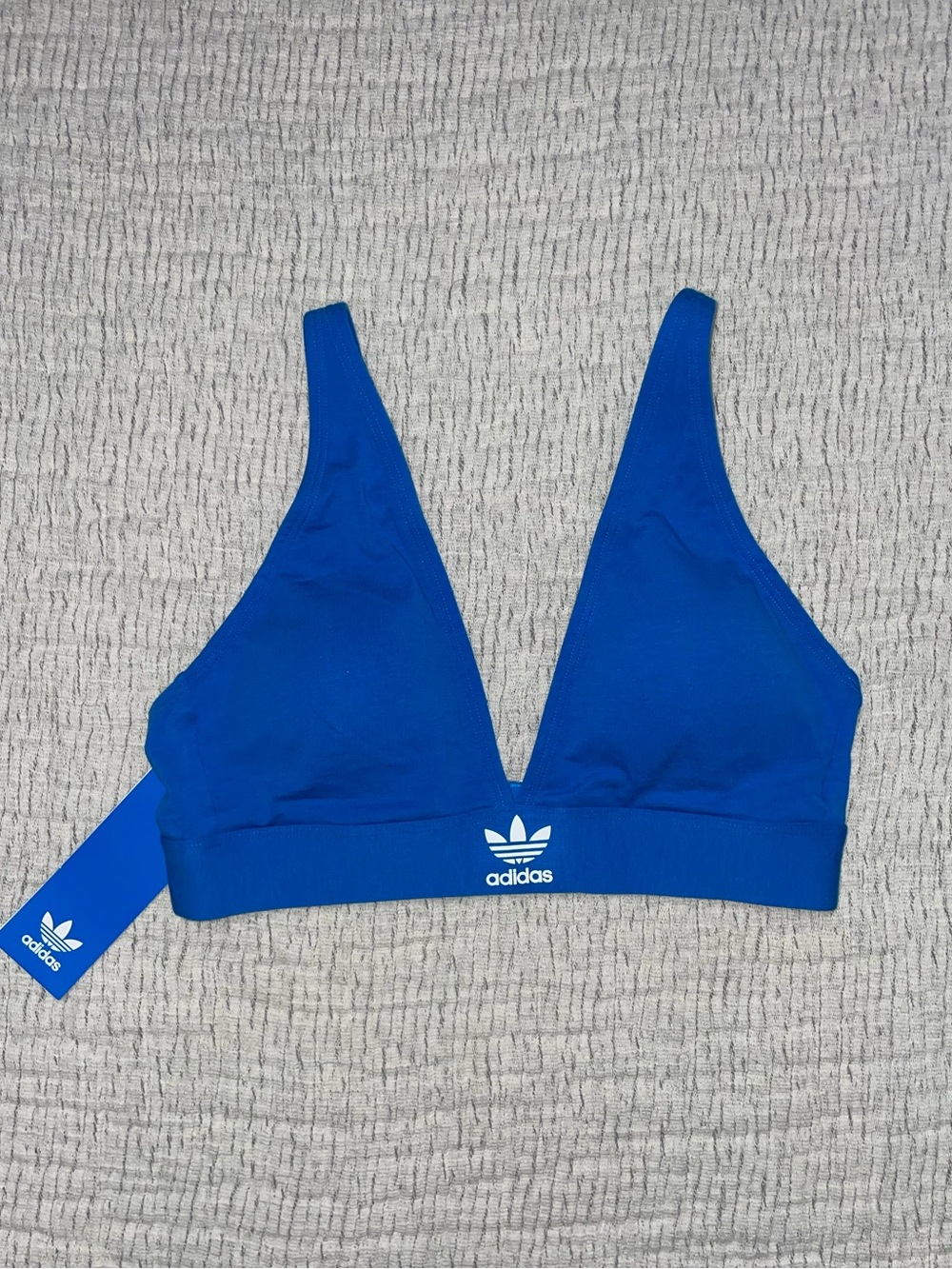 Adidas Originals Convertible Triangle Bra XS Bluebird NWT (removable padding)